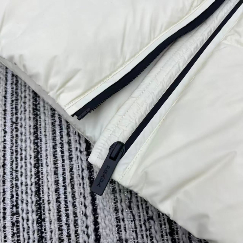 Pra*a down jacket